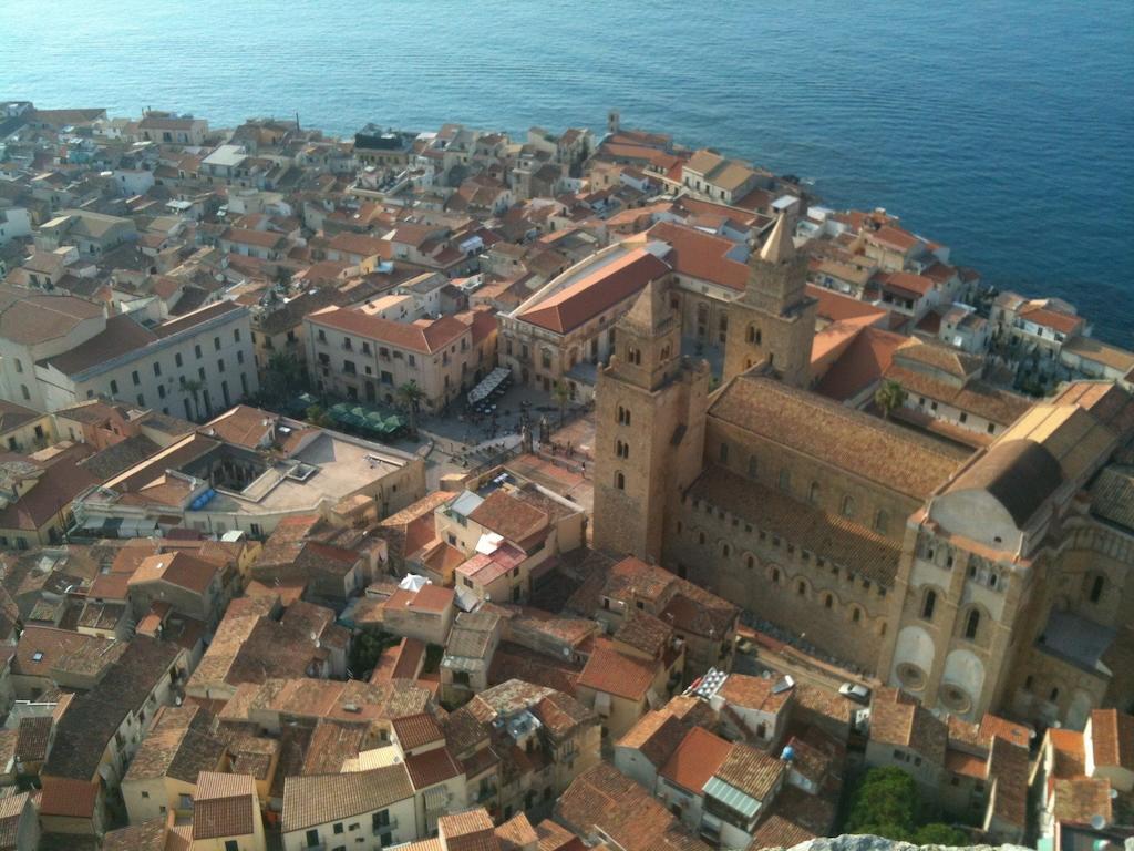 Gaia Holidays Apartments Cefalu Room photo